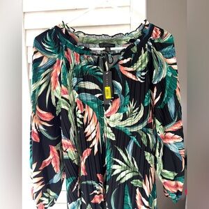 Womens Long Sleeve Blouse Size XL Black Colorful Palm print Pleated Shirt NWT
